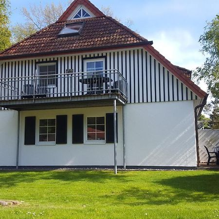Ferienwohnung Muehlenstr. Prerow Esterno foto