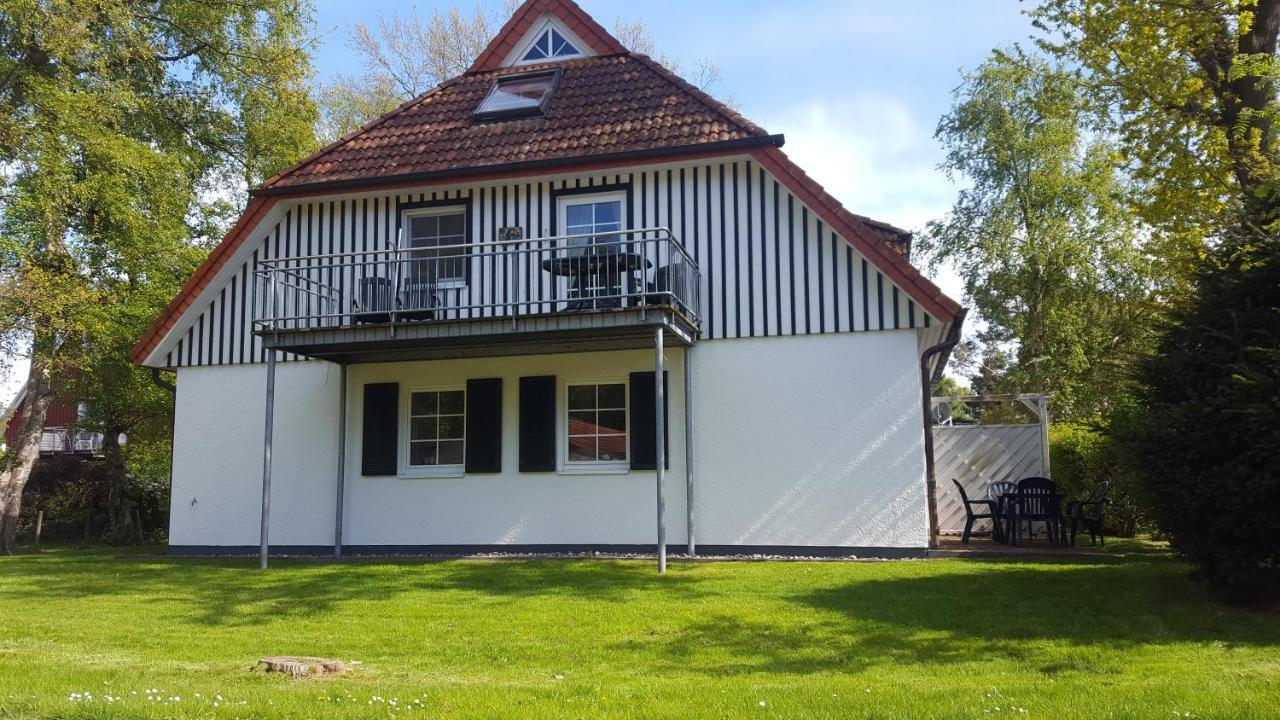 Ferienwohnung Muehlenstr. Prerow Esterno foto